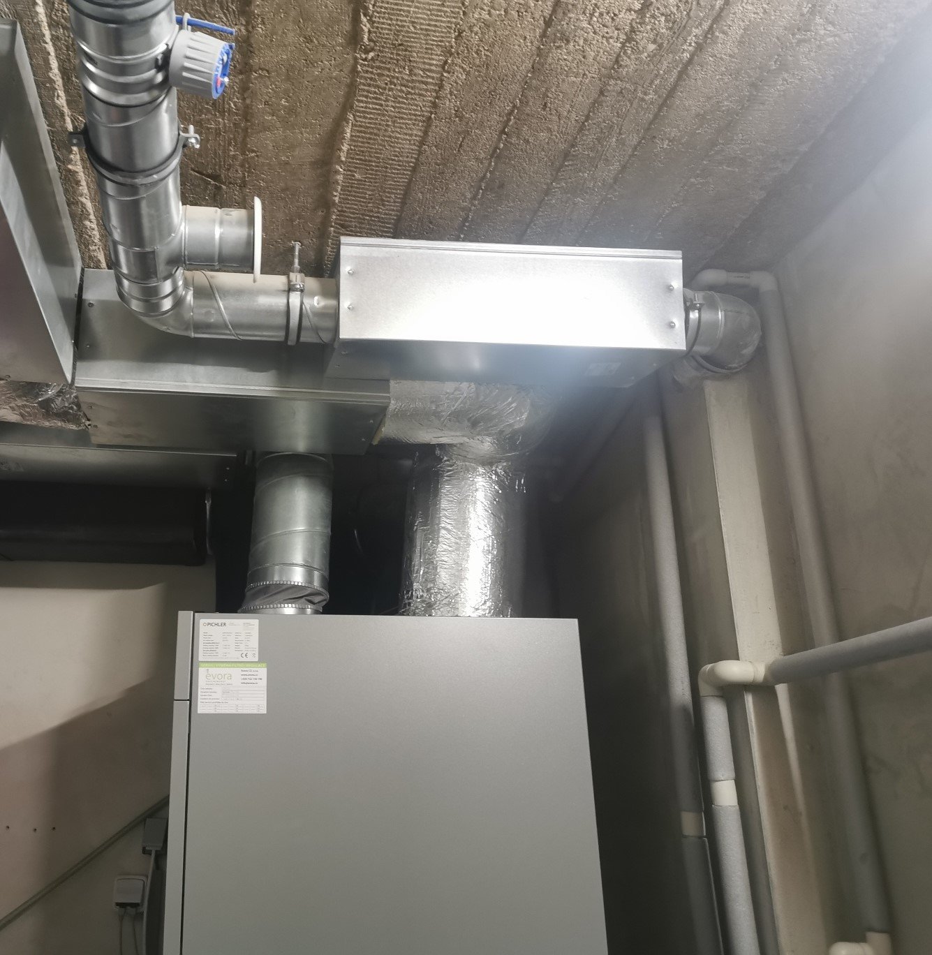 IMG_20191001_075033_resized_20191001_080030194_PKOM_potrubi-4